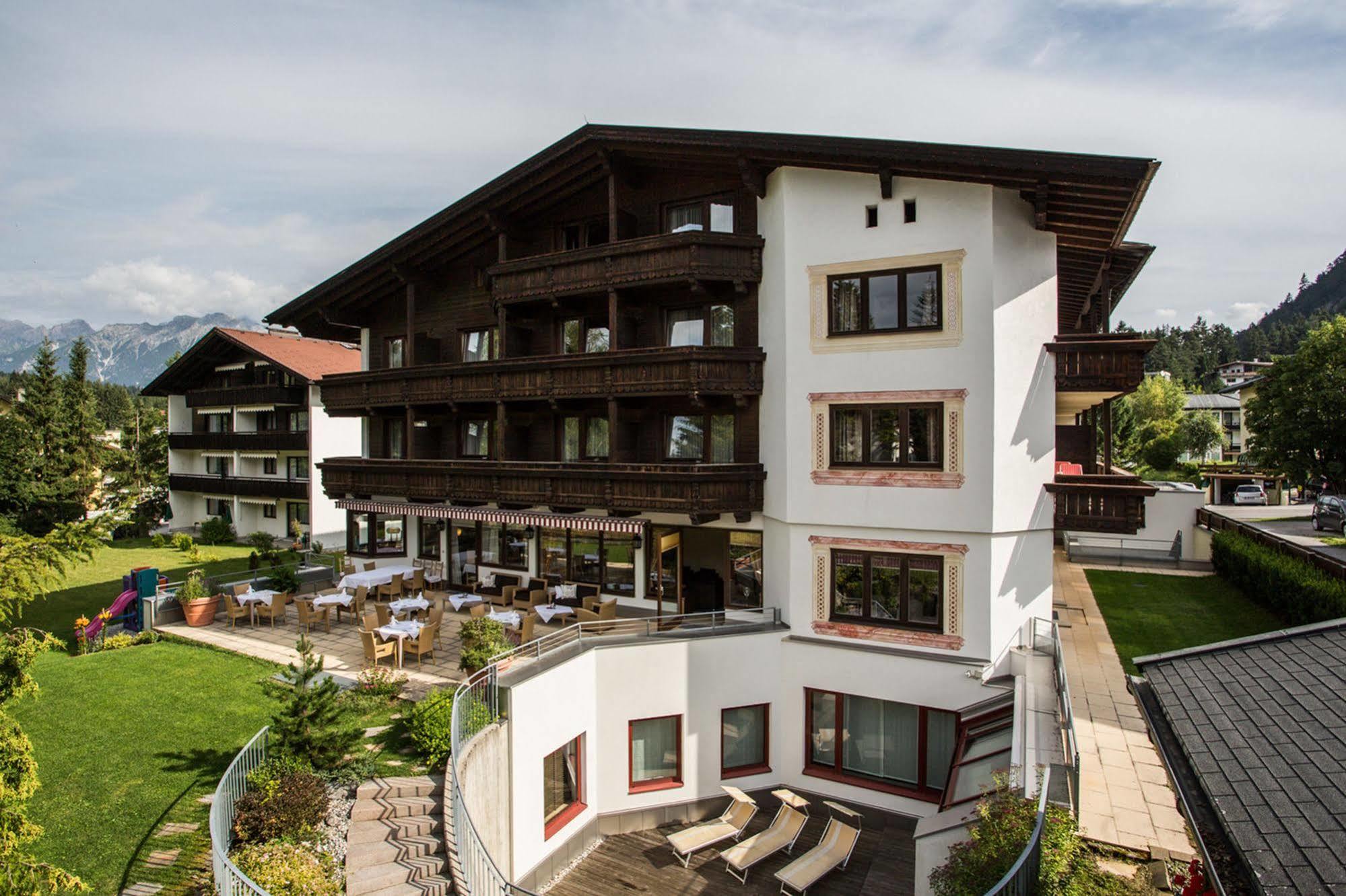 Hotel Solstein Seefeld no Tirol Exterior foto
